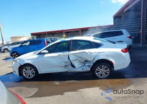 2015 Chrysler 200 Limited из США, поврежденный, VIN 1C3CCCAB9FN742242